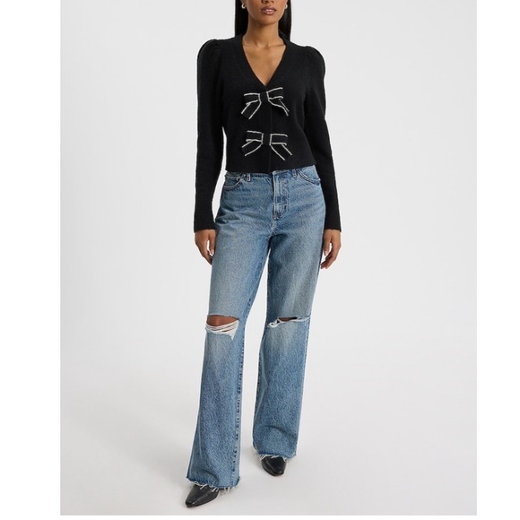 [⭐️ PRICE FIRM] EXPRESS Bow V-Neck Puff Shoulder Cardigan Sweater Black Medium M - Picture 5 of 14